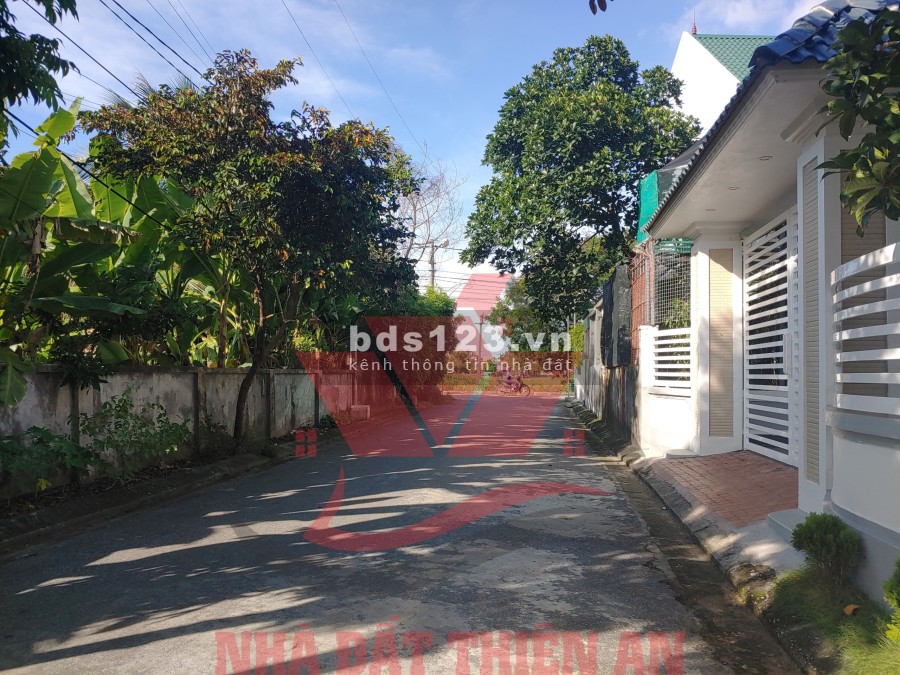 Bán gấp lô đất 94.5 m2 giá 18 triệu/m2 ngay sau UBND Tràng Cát, Hải An tiện đầu tư, lhcc