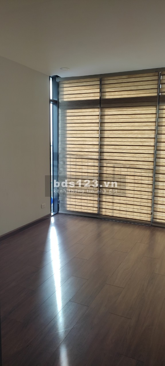 Cho thuê căn hộ chung cư 60B Nguyễn Huy Tưởng. 2PN Đồ cơ bản