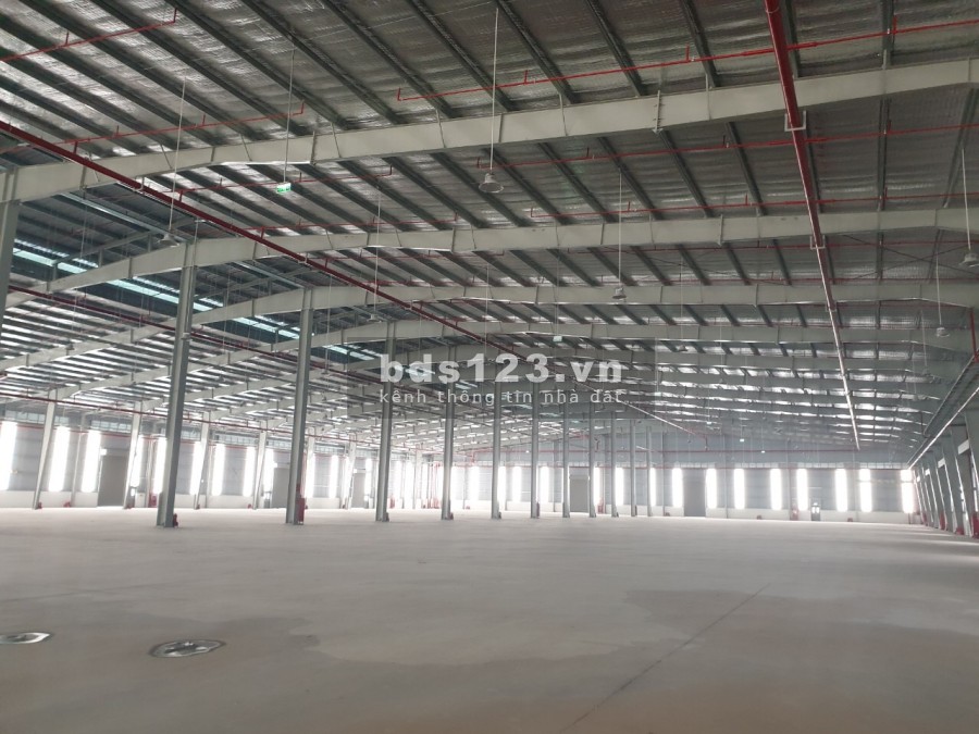 Cho thuê kho tiêu chuẩn dt 4.000-12.000m2 tại KCN Đài Tư, Long Biên vị trí đẹp. Giá 6$/m2/tháng