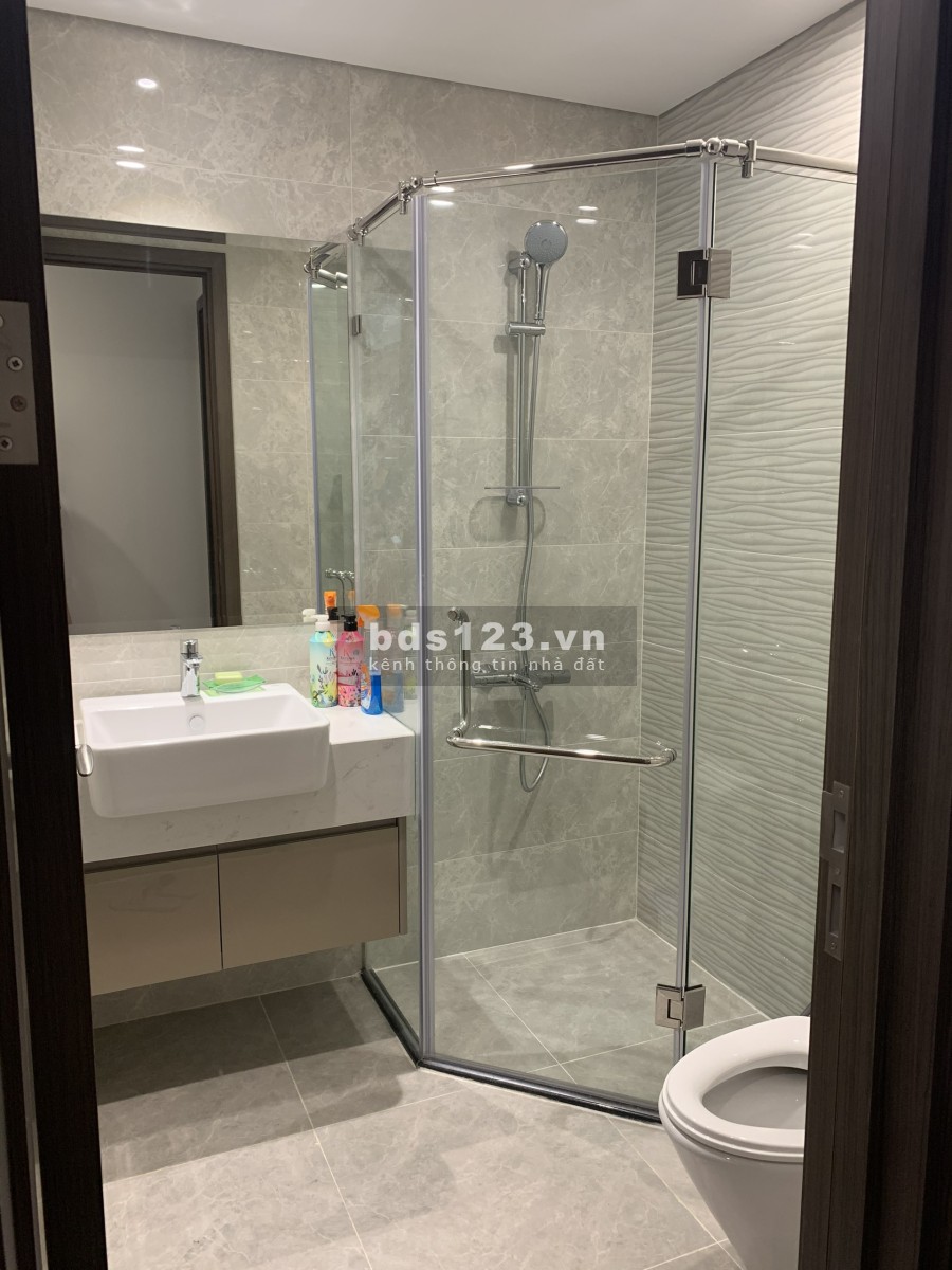 Cho thuê căn hộ Center Point 110 Cầu Giấy 2PN giá cho thuê 11 triệu/tháng, lh 0376846789