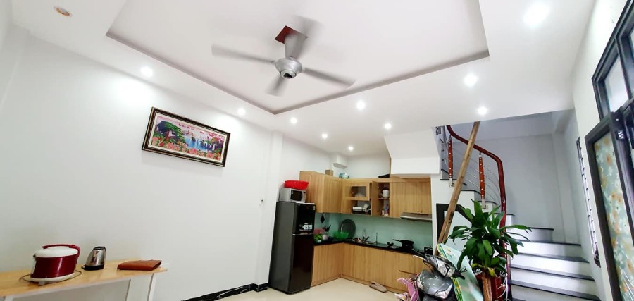 Bán nhà Hà Trì, diện tích sử dụng 38m2, dân xây, tặng nội thất, giá rẻ giật mình, giá 2.5 tỷ