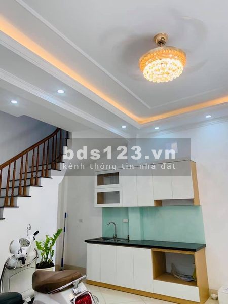 Bán gấp nhà 5T xây mới cực đẹp, taxi đỗ cửa tại Xuân Phương, Nam Từ Liêm. Giá chỉ 3 tỷ hơn