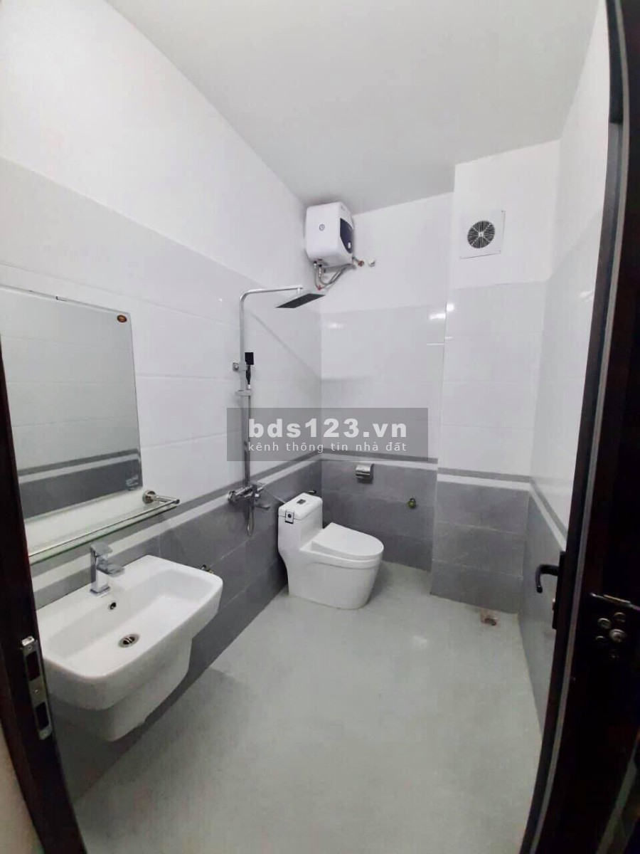 Bán nhà: Phúc Diễn 5 tầng - 34m2 - Nhà Đẹp không lỗi thoát