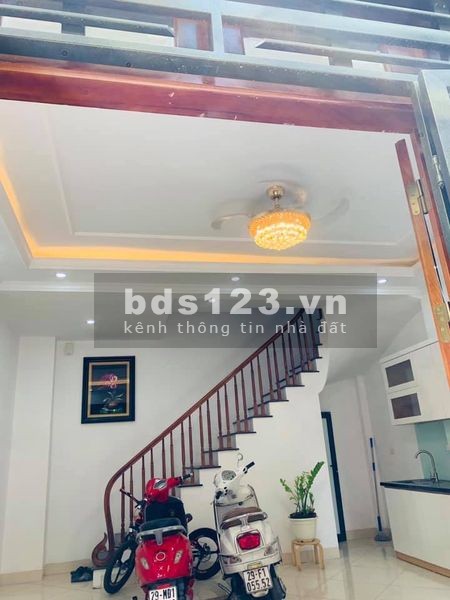 Bán gấp nhà 5T xây mới cực đẹp, taxi đỗ cửa tại Xuân Phương, Nam Từ Liêm. Giá chỉ 3 tỷ hơn