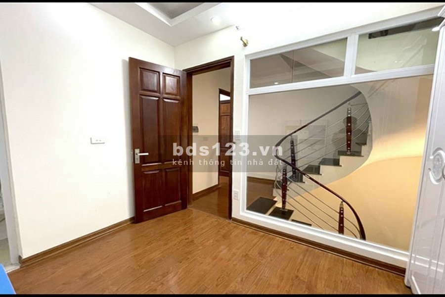 CHÍNH CHỦ NHÀ ĐẸP THANH XUÂN- NGÕ RỘNG, 15M RA ÔTÔ, 5 TẦNG, MẶT TIỀN 4M5