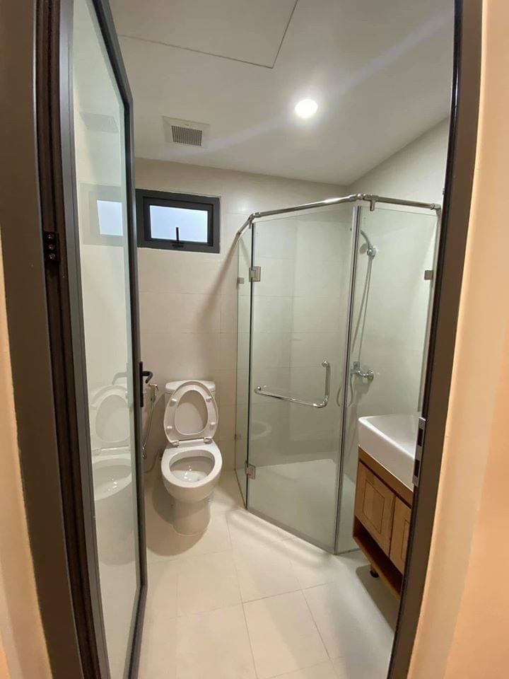 Chính chủ cần tiền bán gấp căn 86m2 chung cư TSG Lotus Sài Đồng. LH 0987 729 410
