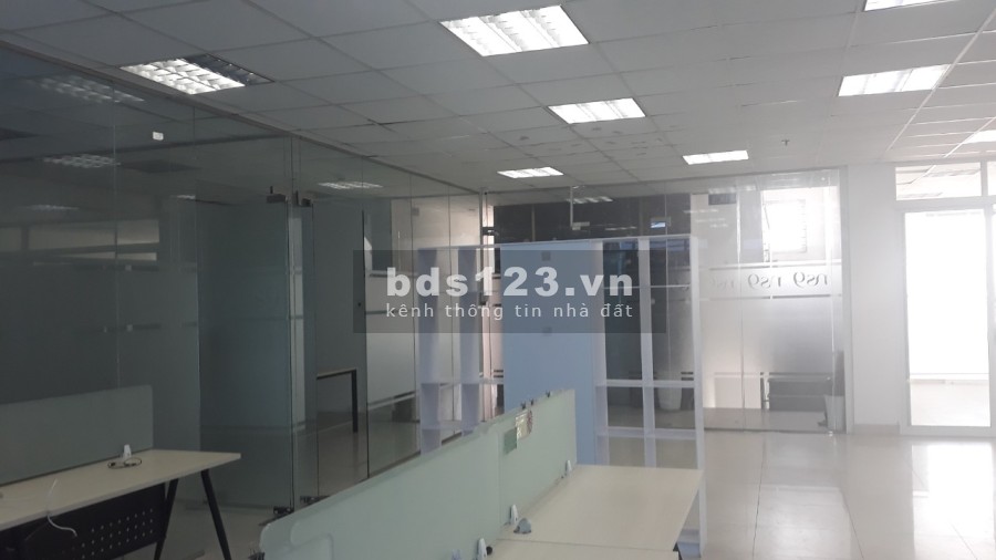 cho thuê văn phòng diện tích 35m2 ,52m2 135m2 cách mạng tháng 3 quận 3