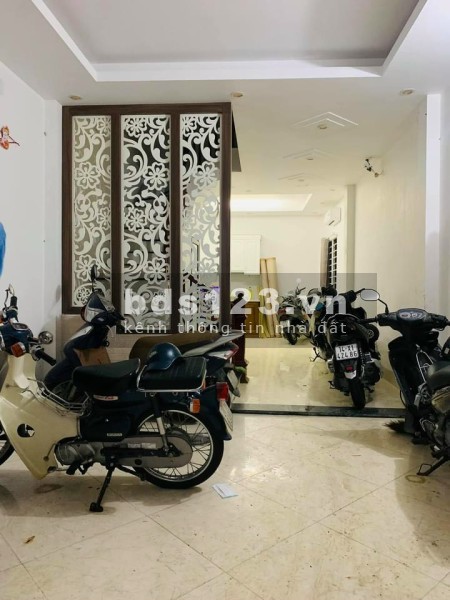 căn hộ giá rẻ 6 tầng, 9 phòng ngủ, nhà 4 mặt thoáng, ô tô dỗ cửa, kinh doanh dòng tiền 30 tr/1th