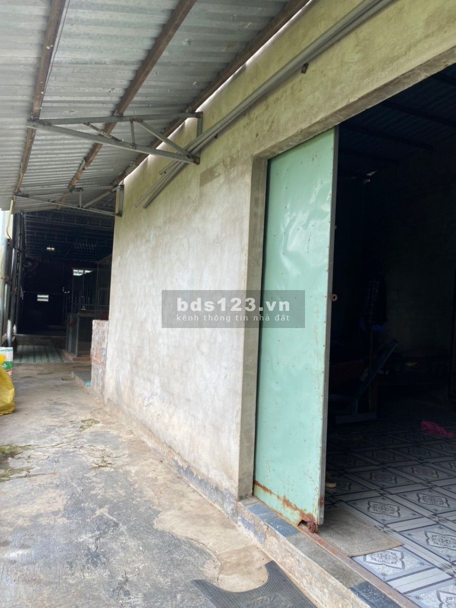 Bán nhà mặt tiền gần ngã tư phước thạnh củ chi