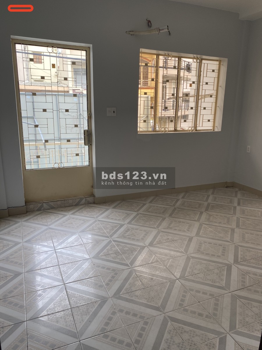 Mặt Tiền D1 4.6x20m nhà mới 1trệt, 1lửng, 1lầu, 4pn, 3wc.