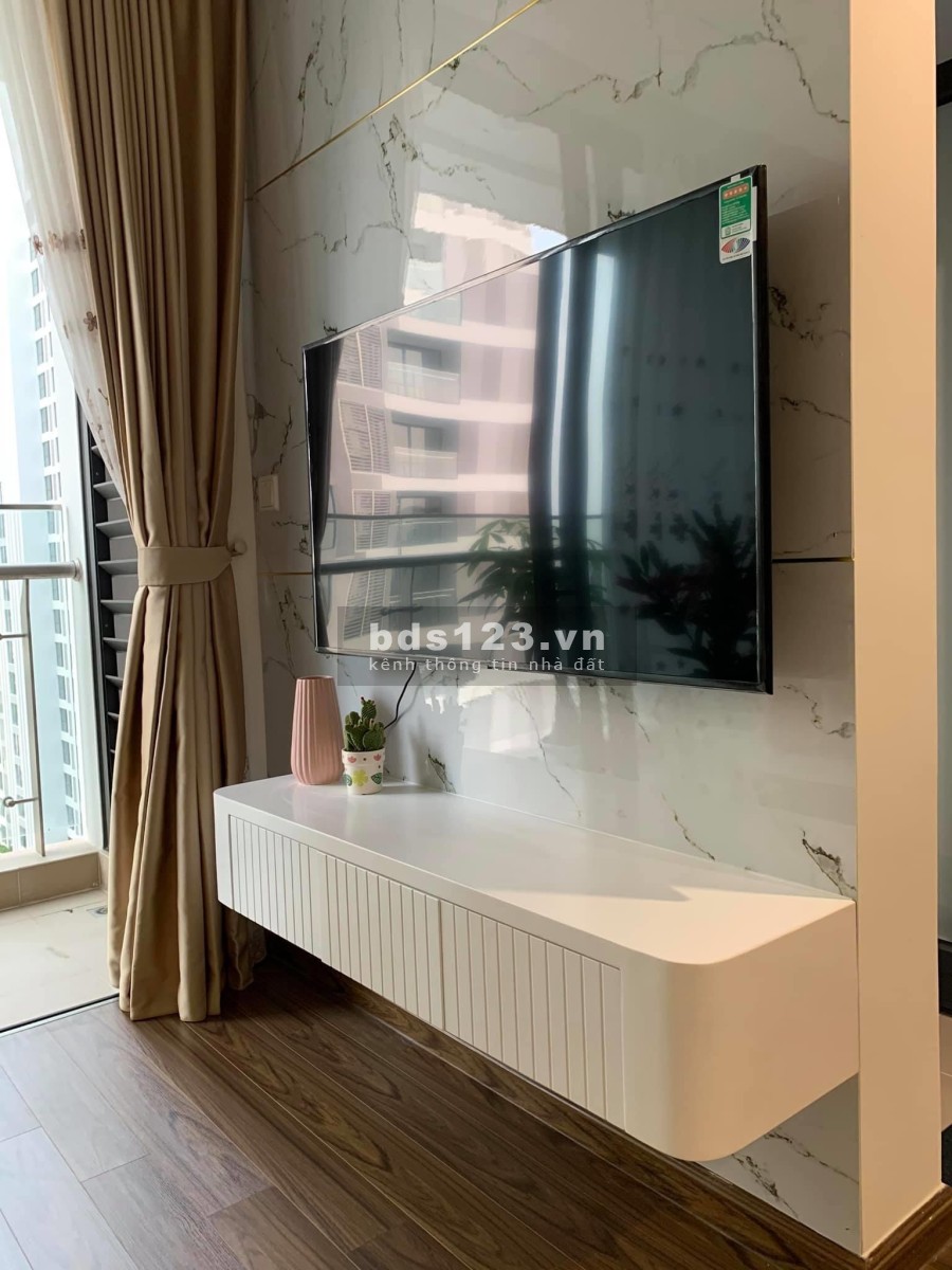Cho thuê căn hộ Center Point 110 Cầu Giấy 2PN giá cho thuê 11 triệu/tháng, lh 0376846789