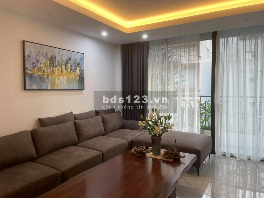 Bán nhà Âu Cơ, Tây Hồ, Nhà rộng thênh thang, 56m2, 4.5 tỷ