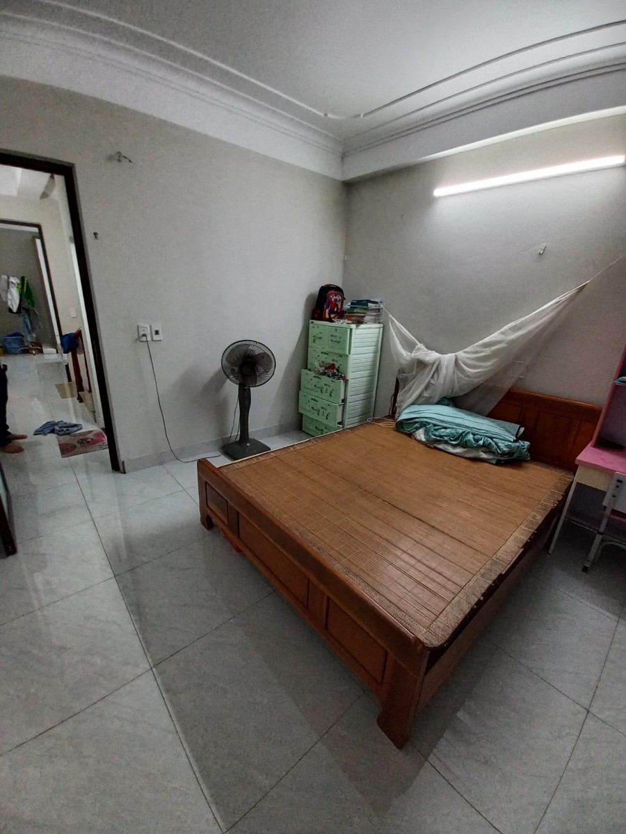 Bán Nhà Mỹ Đình 40m2, 4 Tầng, Tiện ích đầy đủ, đường trước nhà 3.5m - Giá hơn 3 tỷ