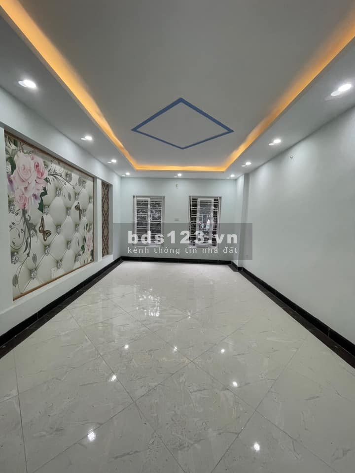 Bán nhà đẹp vài bước ra ô tô Nguyễn Khuyến Quận Hà Đông diện tích 70m2, giá nhỉnh 5 tỷ