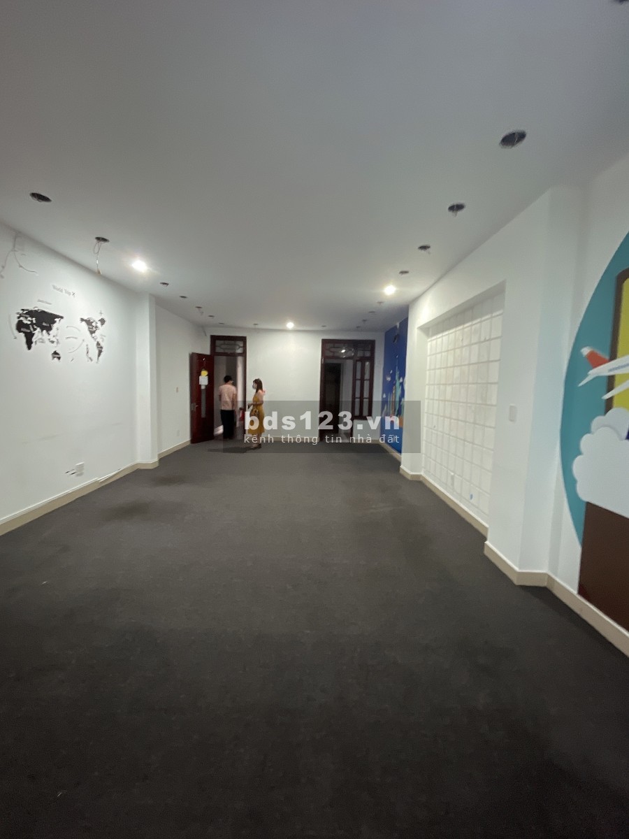 Cho thuê nhà điện biên phủ mặt tiền nguyên căn 6 tầng có thang máy giá 25 triệu, dtsd 100m2