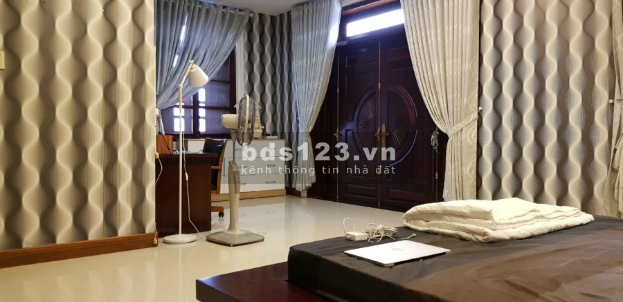 Bán biệt thự 3 tầng đẹp đường Phú Nông, Vĩnh Ngọc, tp. Nha Trang