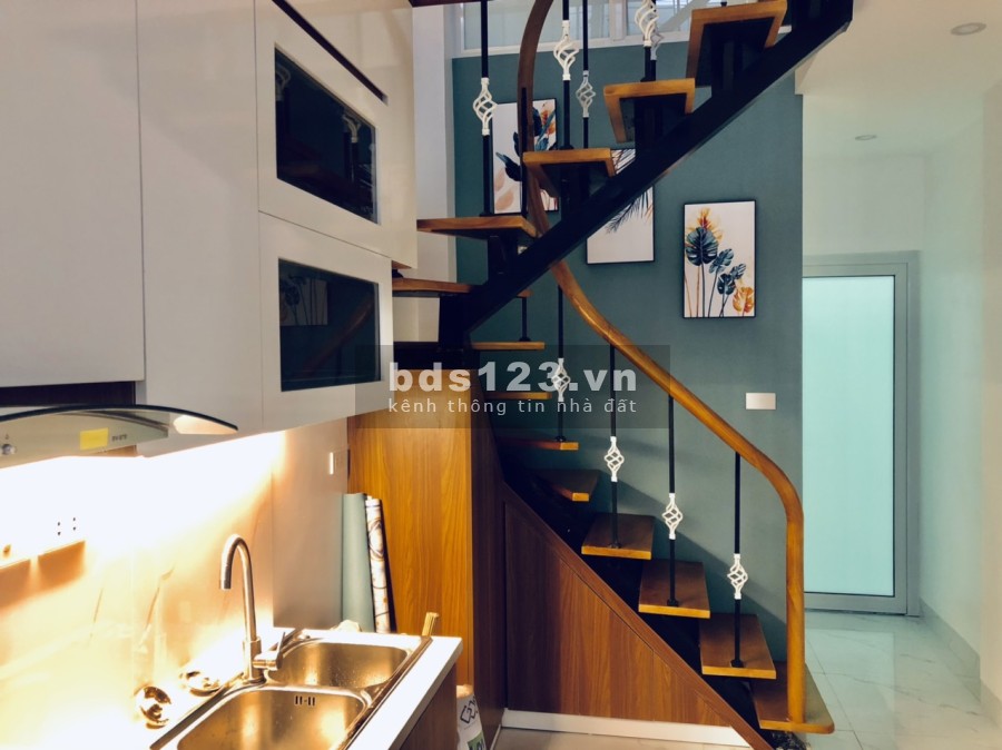 Chính chủ bán gấp nhà Khương Hạ 33m2, 1.98 tỷ, đẹp sát phố