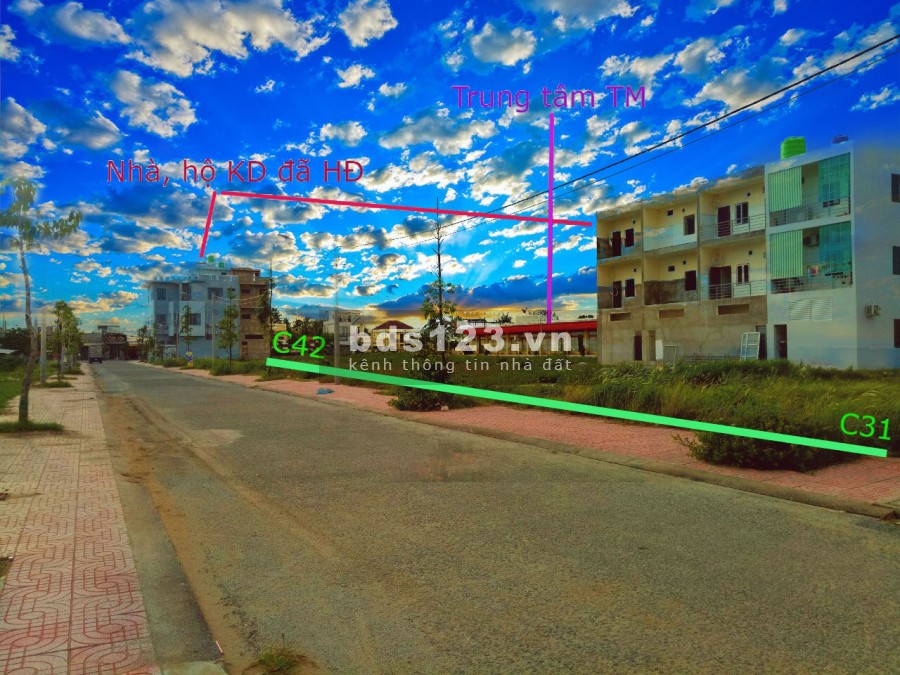 Ghé xem Thạnh Phú Center có gì hút NĐT Bất Động Sản Miền Tây pháp ký đầy đủ, bàn giao ngay