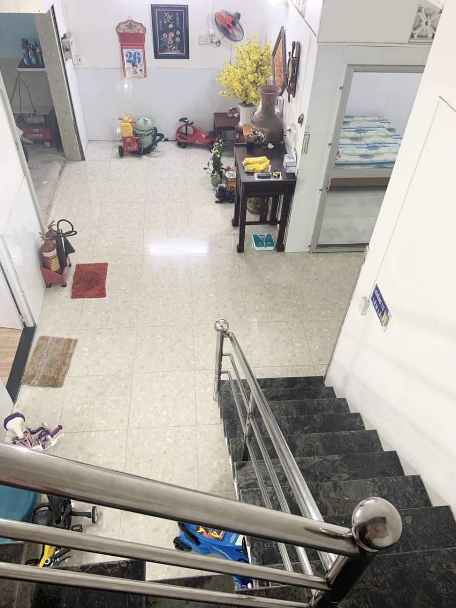 Bán nhà nhà khu vực Phan Văn Hơn Bà Điểm giảm giá giá sốc từ 17.5 tỷ, pháp lý chính chủ