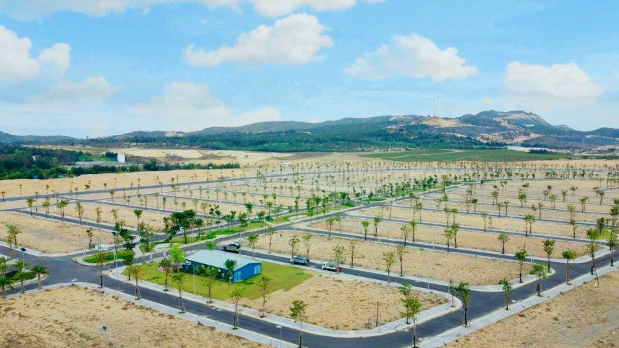 bán đất nền xây dựng tự do ngay mặt biển Quy Nhơn giá từ 2 Tỷ/nền