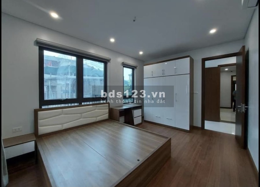 Bán nhà ở Lạc Long Quân, DT155m2, Dòng tiền tốt, giá 35.5 tỷ. (N21.1210)