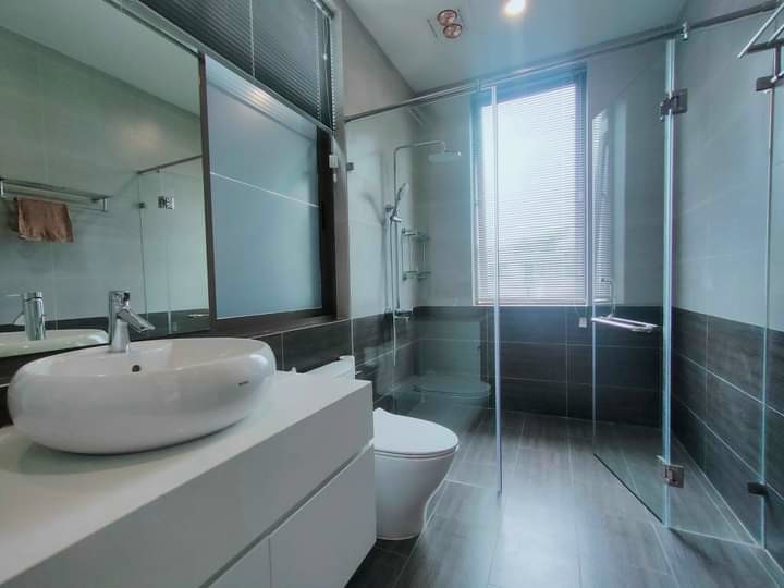 BÁN NHÀ PHỐ THANH NHÀN, RỘNG THOÁNG, HAI BÀ TRƯNG. DT105M2. Giá 8.6 tỷ.