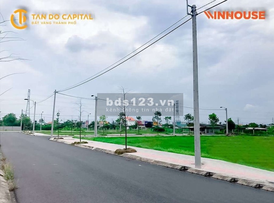 Cần bán gấp nền đất diện tích sử dụng 90m2 Phường 4 TP Tân An Long An SHR LH Phụng