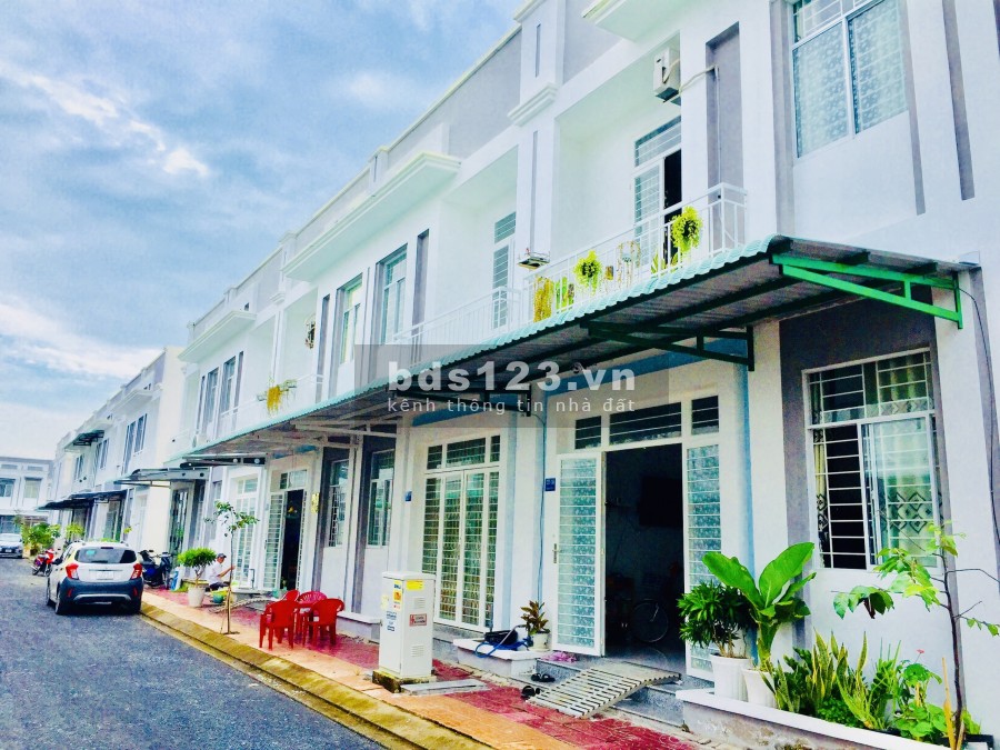 Thanh toán 1,150 triệu sở hữu ngay nhà phố 1T1L tại TP. Cần Thơ hỗ trợ vay 50%, khu dân cư