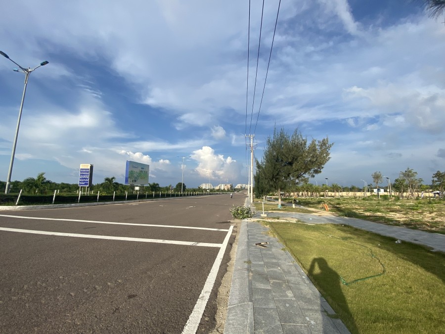 Bán đất nền sổ đỏ trao tay tại Khu du lịch Kì Co Quy Nhơn, chiết khấu mua sĩ lên đến 4%