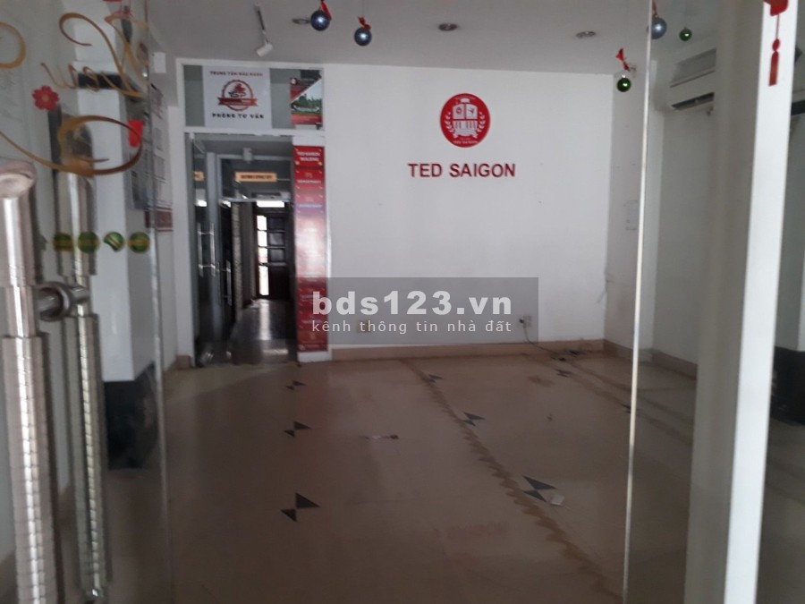 Nhà mặt tiền 6 tầng, vị trí Vip Nguyễn Thị Thập