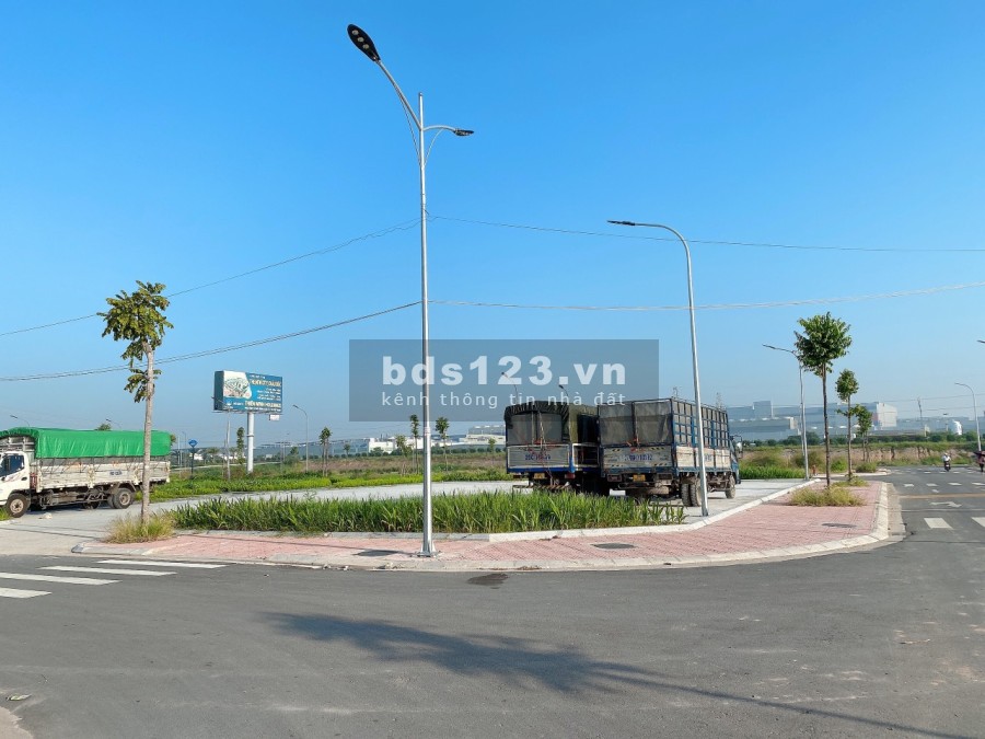 Bán lô góc giá CĐT 3 mặt tiền đối diện nhà dân dự án Mẫn Xá - Yên Phong - Bắc Ninh
