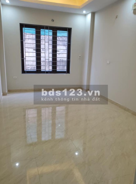 Bán nhà Vân Canh ô tô đỗ cửa lô góc đúc 5 tầng dtsd 40m2, giá chỉ nhỉnh 2 tỷ, sổ đỏ chính chủ