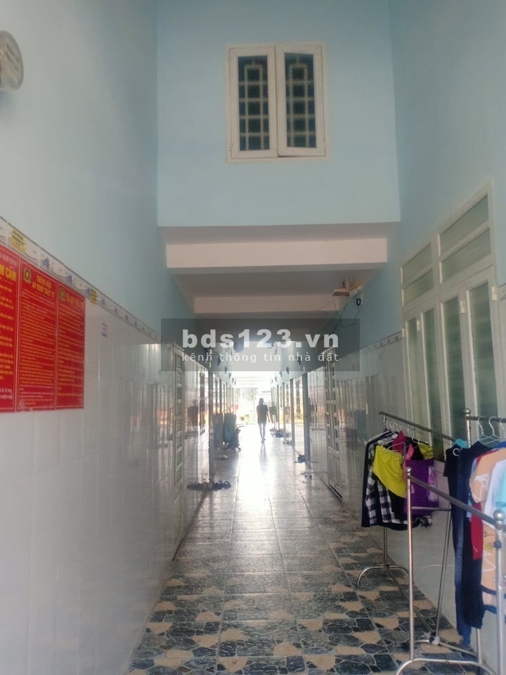 Cần bán gấp 2 dãy trọ gần trường đại học Việt Đức gồm 8 phòng và 2 kiot giá tốt đầu tư