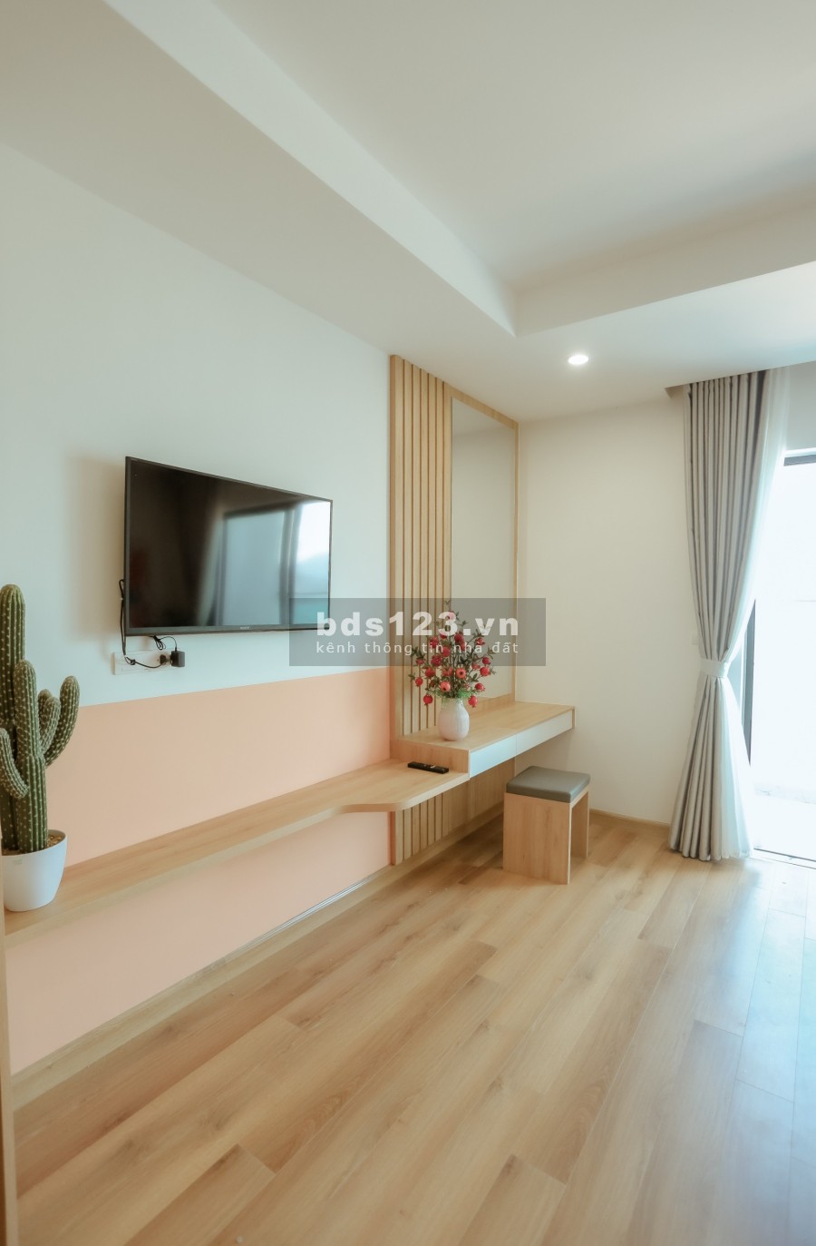 Cho thuê căn hộ cao cấp chính chủ, hướng Đông Nam, view trực diện biển, full nội thất mới 100%LH 0834352324