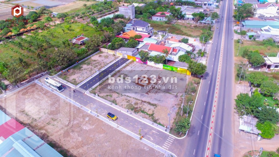 Cần bán 987 m2 đất nền cạnh trung tâm Bà Rịa giá 6 triệu/m2, khu dân cư đông đúc hiện hữu