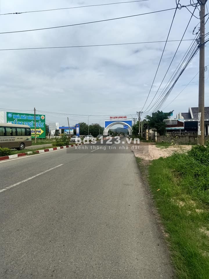 Cần bán 987 m2 đất nền cạnh trung tâm Bà Rịa giá 6 triệu/m2, khu dân cư đông đúc hiện hữu