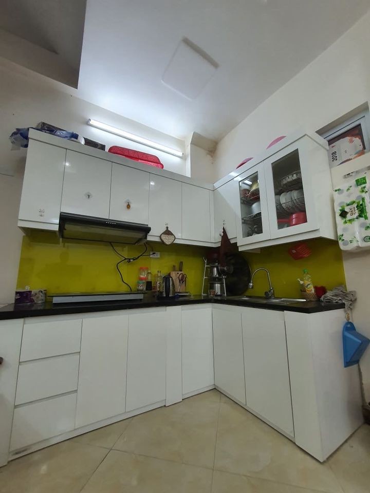 Siêu phẩm phân lô ở ngay Hoàng Quốc Việt, Cầu Giấy dtsd 33m2, 5 tầng giá 4 tỷ 5 LH 0902224679