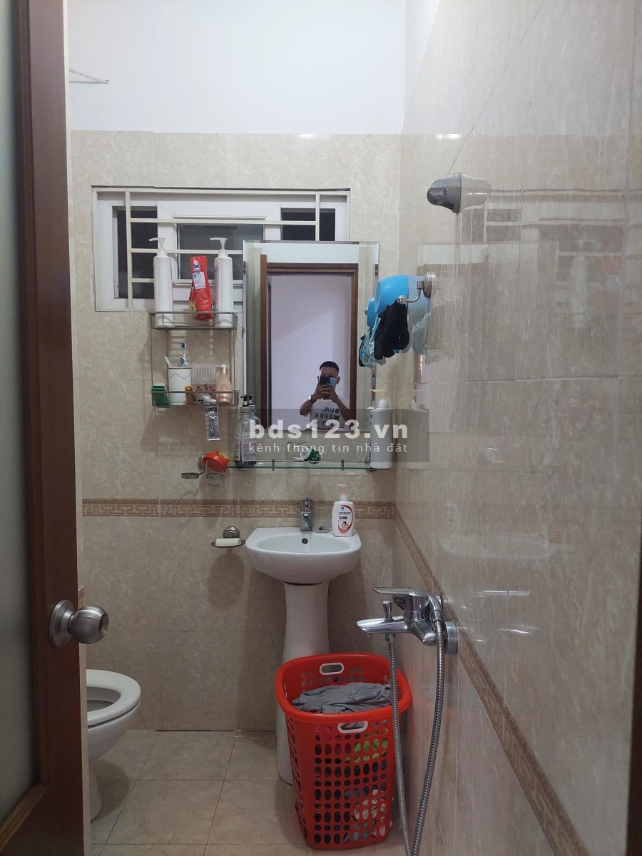 Bán nhà phố Hoàng Đạo Thuý, 6 tầng, dt 43m2 giá 5.1 tỷ, ngõ rộng nhà đẹp ở được ngay