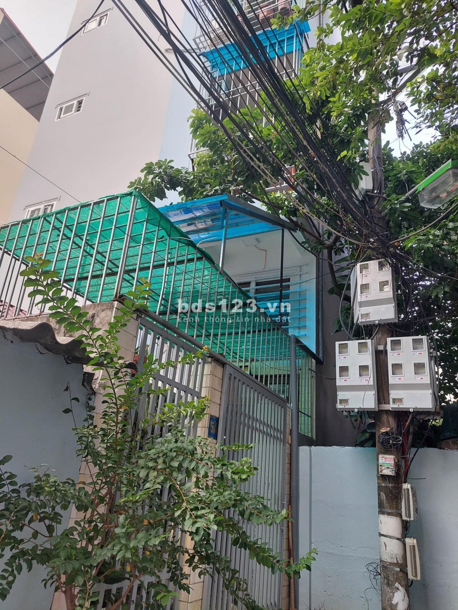 Bán nhà phố Hoàng Đạo Thuý, 6 tầng, dt 43m2 giá 5.1 tỷ, ngõ rộng nhà đẹp ở được ngay