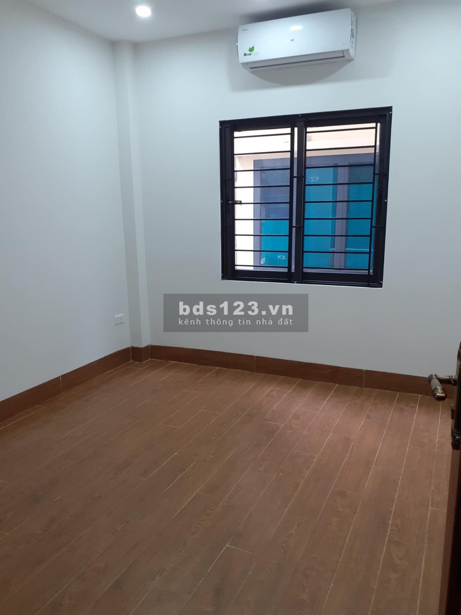 Bán nhà Ngọc Lâm - Long Biên 50m2 x 6 tầng Ô tô Thang máy Giá 8.5 tỷ