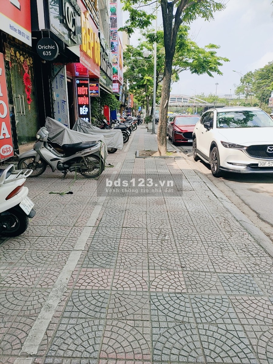 Nhà Nguyễn Văn Cừ hiếm có, diện tích sử dụng 75m, mt 6.8m, 4 tầng giá bán 11.45 tỷ