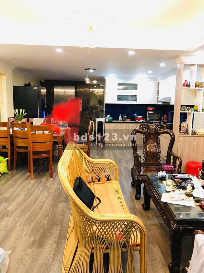 Bán gấp Nhà Phạm Tuấn Tài diện tích 60m2 7 tầng, gara ô tô tránh kinh doanh văn phòng