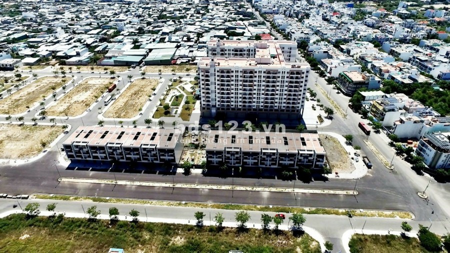 Cần bán nhà mặt tiền đường 1A, 4 tầng kiên cố. Trung tâm KĐT VCN Phước Long 2