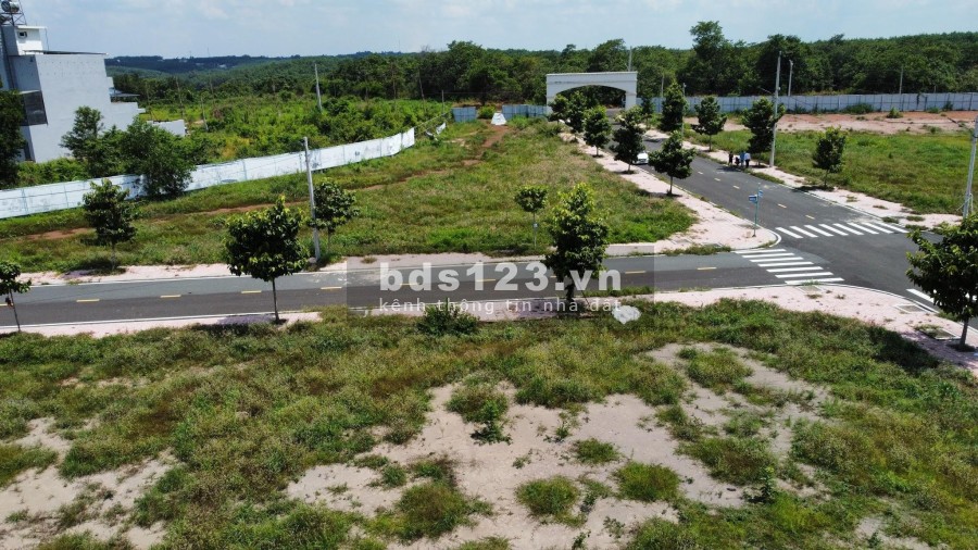đất ngay trung tâm thành phố đồng xoài siêu rẻ