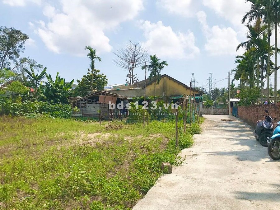 Chủ bán gấp lô đất đường Mai Đăng Chơn sạch đẹp, vuông vức khu dân trí cao, giá 1.39 tỷ