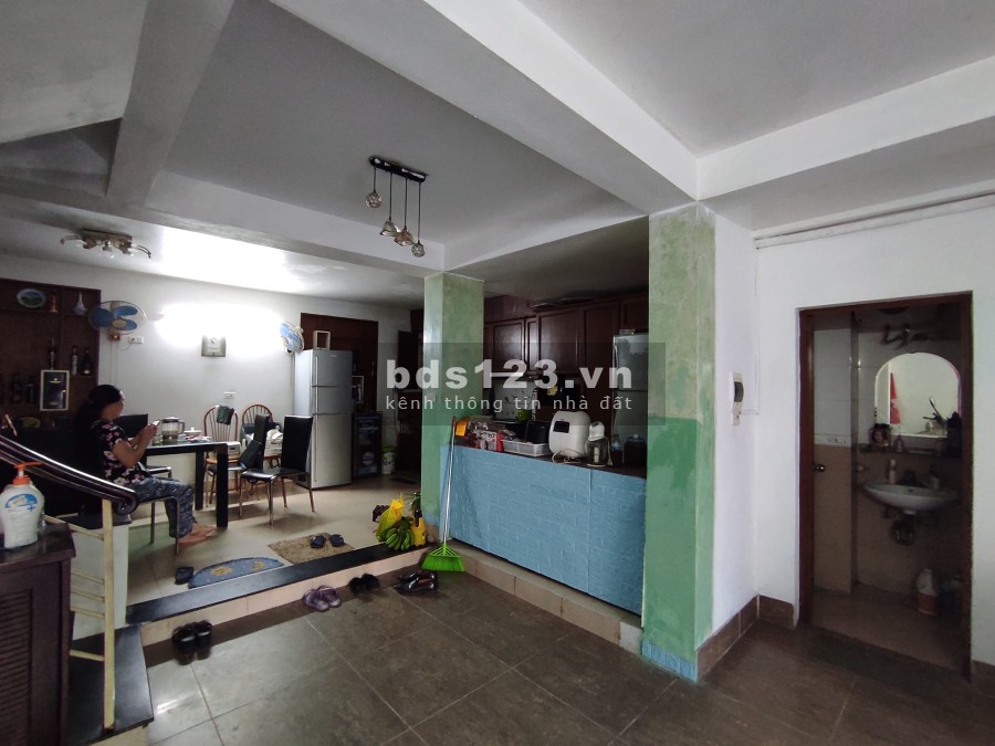 Nhà Nguyễn Văn Cừ hiếm có, diện tích sử dụng 75m, mt 6.8m, 4 tầng giá bán 11.45 tỷ