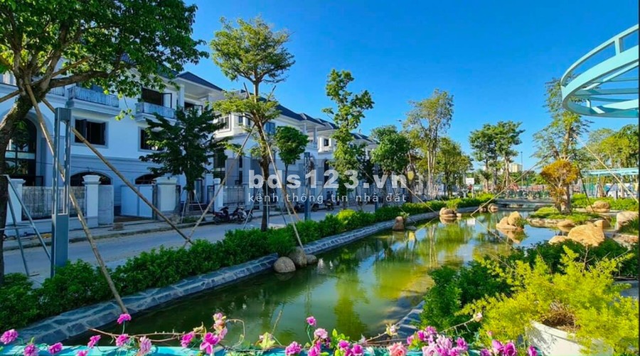 Biệt thự đẹp cho giới thượng lưu giá bán 8.5 tỷ, liên hệ xem nhà 0393208221, pháp lý chuẩn