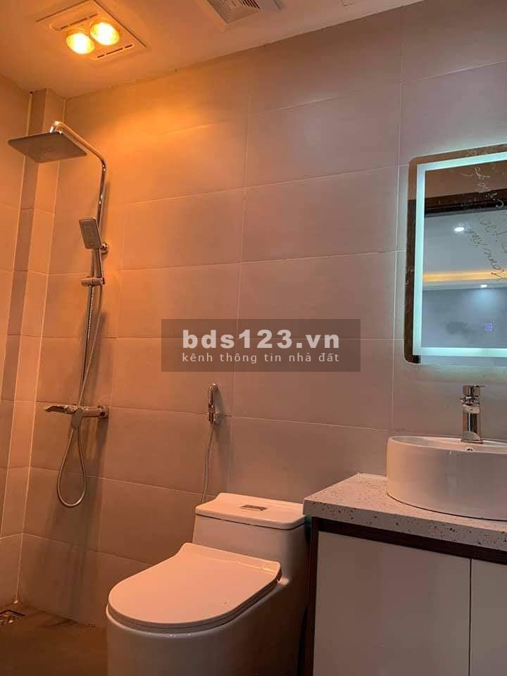 Bán nhà mới Chùa Quỳnh thiết kế đẹp thoáng sáng diện tích 39m2 4 tầng giá bán 3.7 tỉ