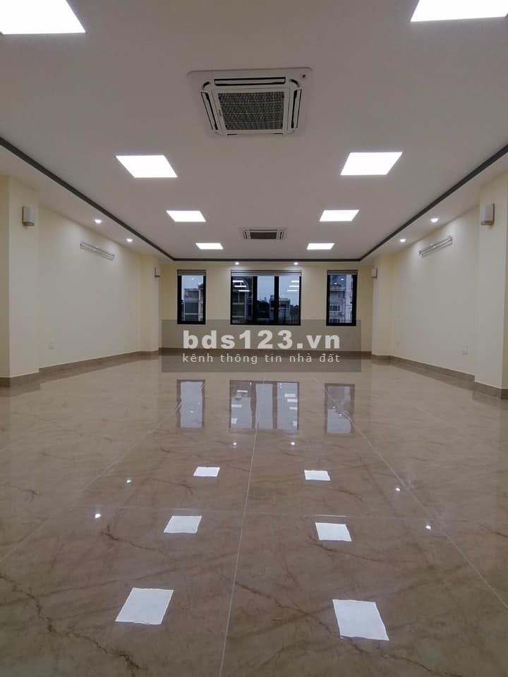 BQL tòa nhà cần cho thuê gấp sàn VP tại 78 Duy Tân, 60m2 chỉ 8tr/tháng