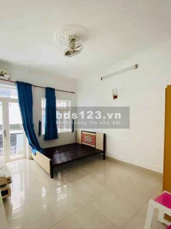 Nhà Bán Lạc Long Quân Tân Bình dtsd 120m2 3 tầng lô góc chỉ 4TY 100 TL Lh 0868388798
